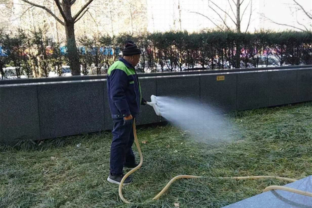 一月份園林綠化養(yǎng)護(hù)植物補(bǔ)水